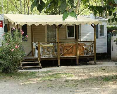 Vignette Mobil Home Confort Exterieur Camping Grau Du Roi 4 5 Pers